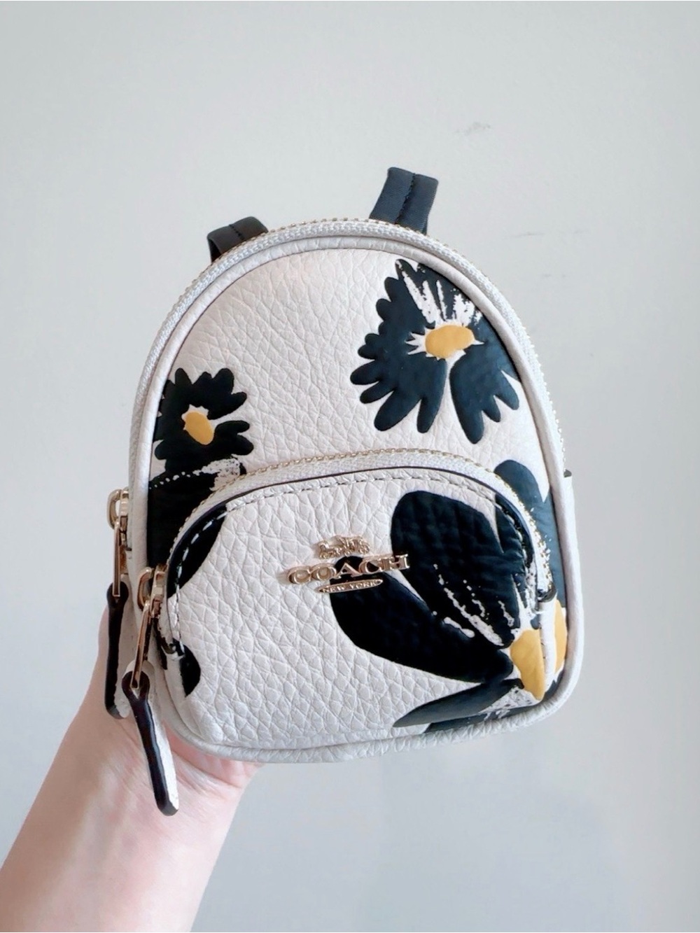 NWT COACH Mini Backpack Coin Case Bag Charm Floral Print CZ605